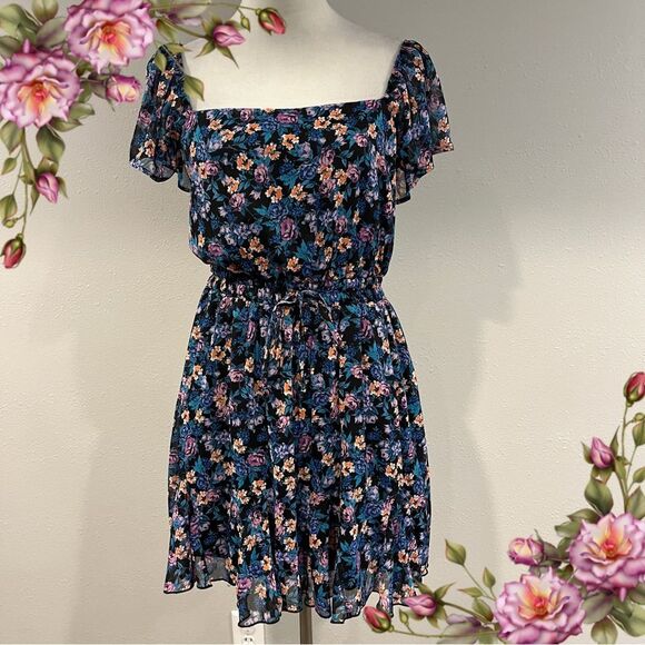 Trixxi Dresses & Skirts - Trixxi Floral Print mini Dress with short Ruffled Sleeves cottagecore style